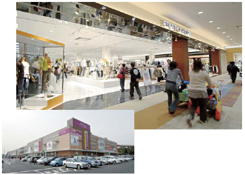 今年4月にオープンしたイオン浦和美園ショッピングセンター（さいたま市）。8万7000m2の商業施設面積は同社最大