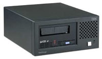 写真1●日本IBMの「System Storage TS2340 テープ・ドライブ」は，120Mバイト/秒の転送速度を実現