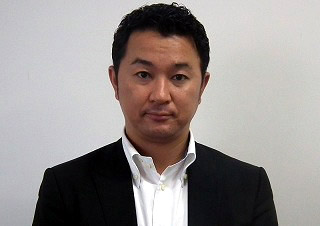 NTTドコモ スマートコミュニケーションサービス部ネットサービス企画担当部長の前田義晃氏