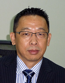 写真1●文雅科信息技術（上海）の櫻井洪明董事長、総経理