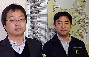 写真4●香港日通でITを担当する門脇悟マネジャー（左）と長谷川誠マネジャー
