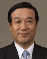 NTTデータ 岩本 敏男 代表取締役社長