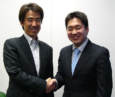 サイオステクノロジー 代表取締役社長 喜多伸夫氏（左）とグルージェント 代表取締役 栗原傑享氏（右）