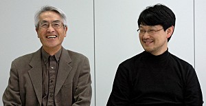 標準化検討WG委員長 筑波大学名誉教授 中田育男氏（左），まつもとゆきひろ氏（右）