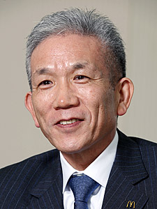 日本マクドナルド 代表取締役会長兼社長兼最高経営責任者（CEO）の原田 泳幸氏