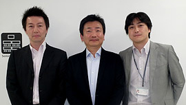 デジタルコースト代表取締役の荻島浩司氏（中）、取締役の増山秀信氏（右）、そして同社と資本提携しているセールスフォース・ドットコムのコーポレートディベロップメント シニアディレクターの倉林陽氏（左）