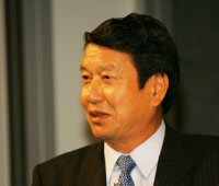 写真1●NTTドコモ代表取締役副社長の山田隆持氏