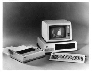 米IBMの初代IBM　PC