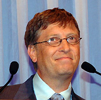 日経コンピュータのセミナーで講演する米マイクロソフトのビル・ゲイツ会長兼チーフ・ソフトウエア・アーキテクト