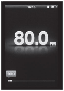 「ライブポーズ」機能は、番組放送中に一時停止し、停止した位置からまた再生するもの。なお、FMラジオはイヤホンがアンテナになる